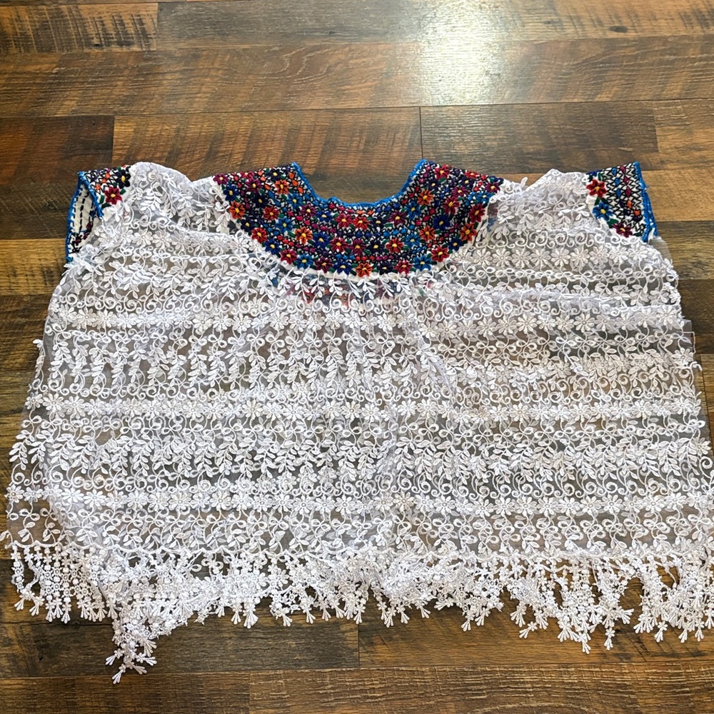 Embroidered Lace Women Huipil